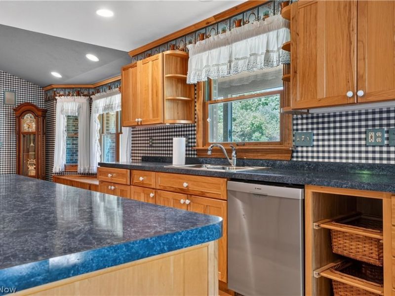 1814 Tische Road, Jefferson, OH 44047 Photo 6