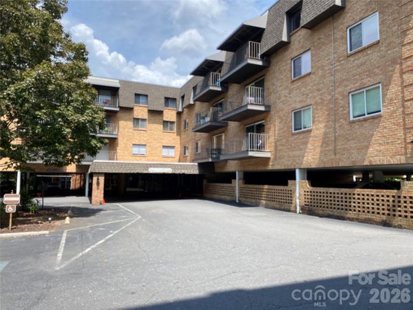 1323 Queens Road , Unit 208, Charlotte, NC 28207
