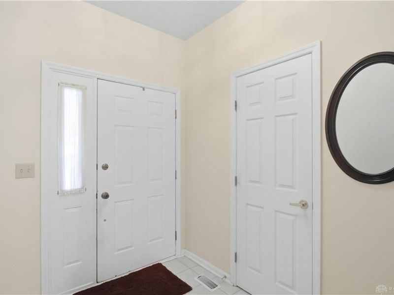 1157 Timbertrail Court, Centerville, OH 45458 Photo 6
