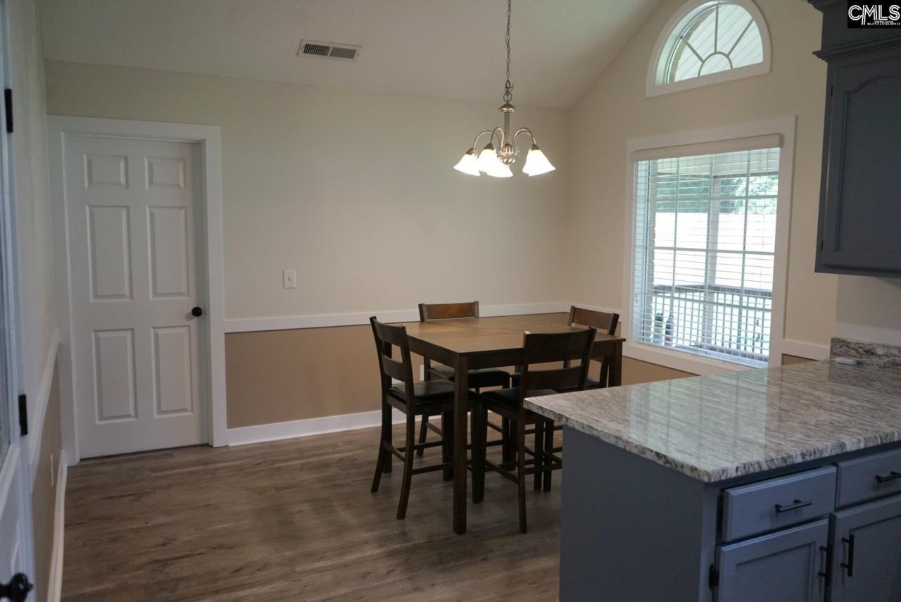 1035 Waterway Drive Photo 11