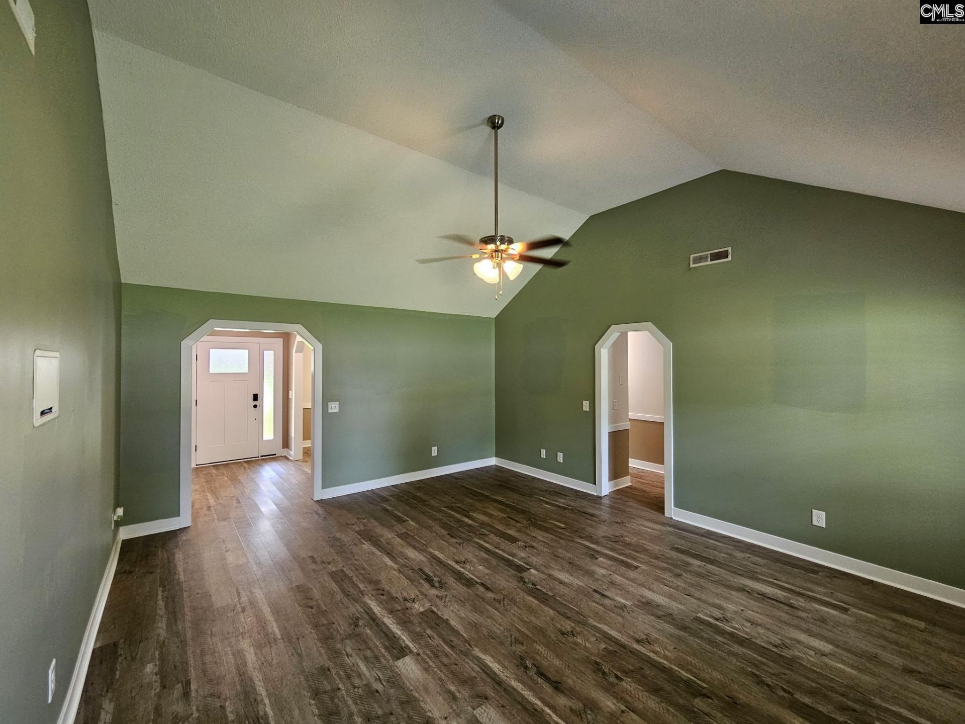 1035 Waterway Drive Photo 16