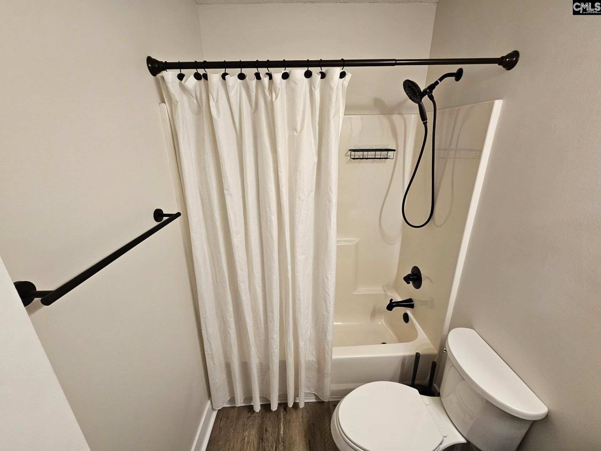 1035 Waterway Drive Photo 19