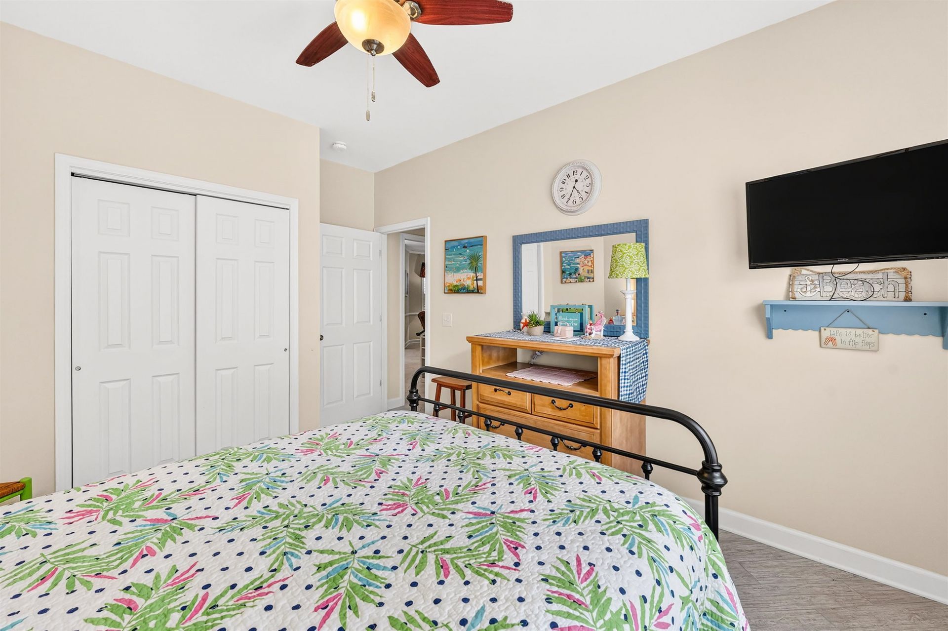 850 Cardinal Pl. Photo 10