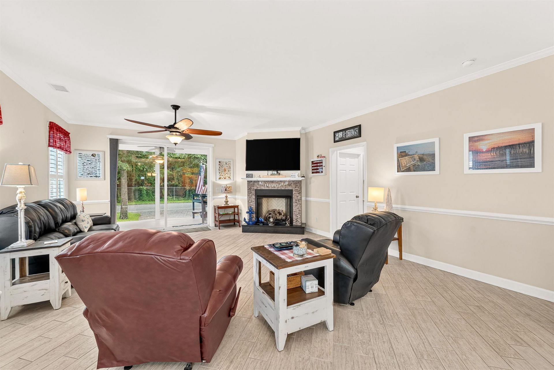 850 Cardinal Pl. Photo 21