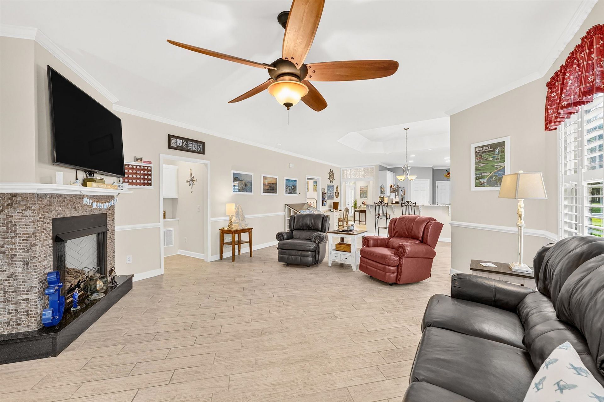 850 Cardinal Pl. Photo 22