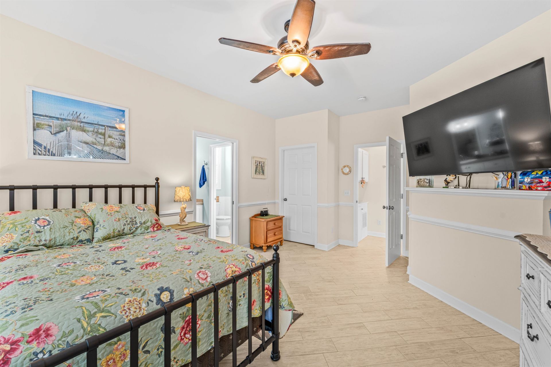 850 Cardinal Pl. Photo 25