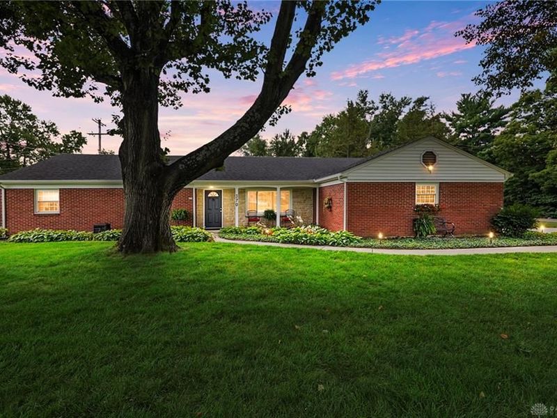 370 Jenny Lane, Washington Township, OH 45459 Photo 1