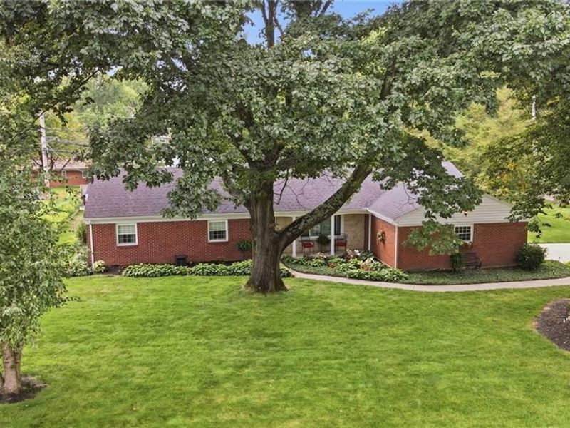 370 Jenny Lane, Washington Township, OH 45459 Photo 2
