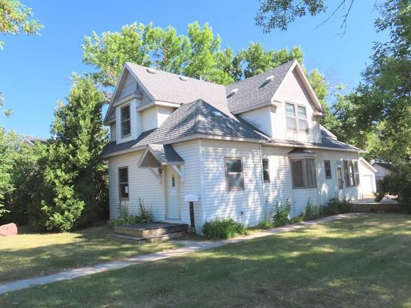 518 Main Avenue N, Thief River Falls, MN 56701