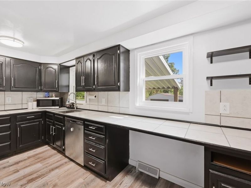 927 Warner Road SE, Brookfield, OH 44403 Photo 16