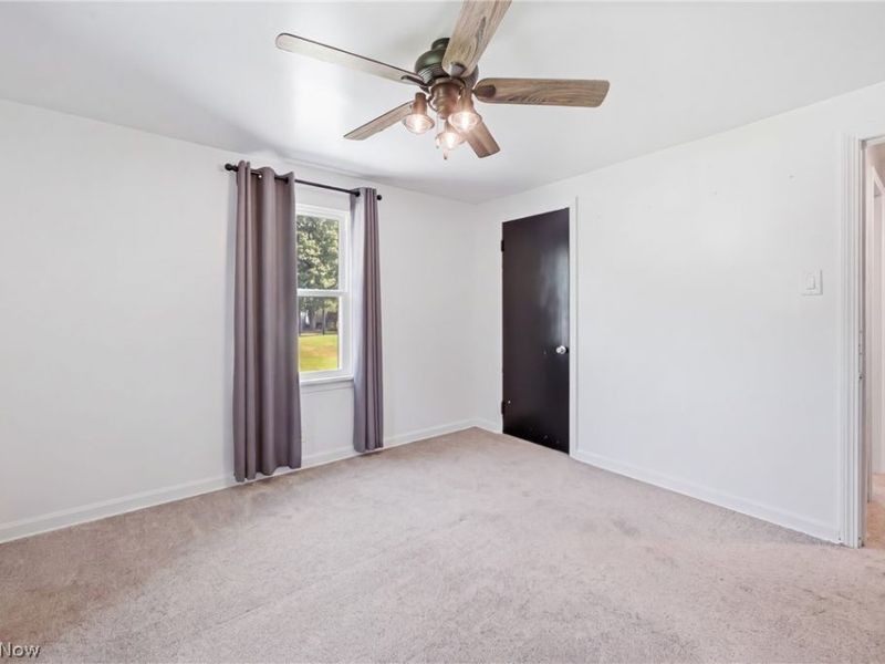 927 Warner Road SE, Brookfield, OH 44403 Photo 21