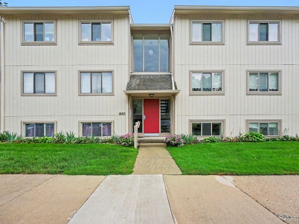 1683 Riverside Drive , Unit 2, Rochester Hills, Mi 48309