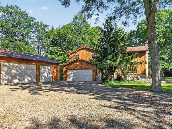 17506 Leggett Road , Montville, OH 44064