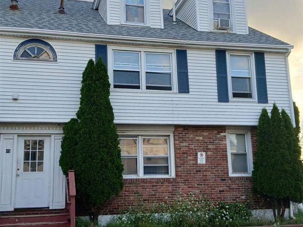 85 Brown Avenue, Unit 17, Hampton, NH 03842