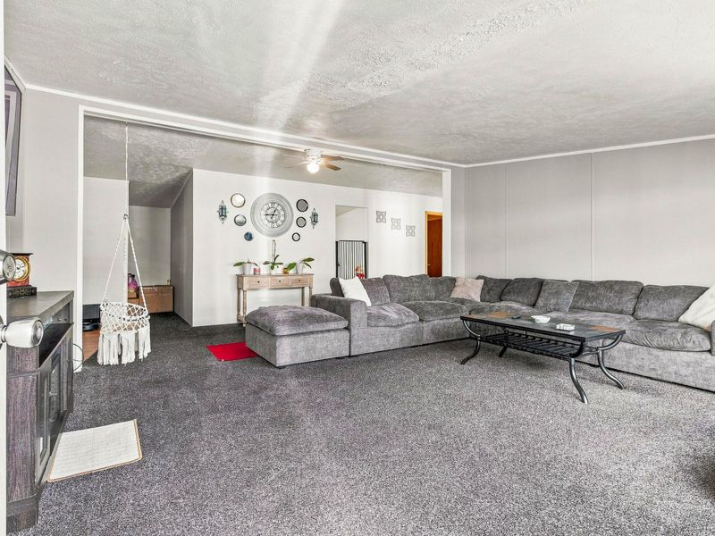 1102 Apple Blossom Lane, Sidney, OH 45365 Photo 6