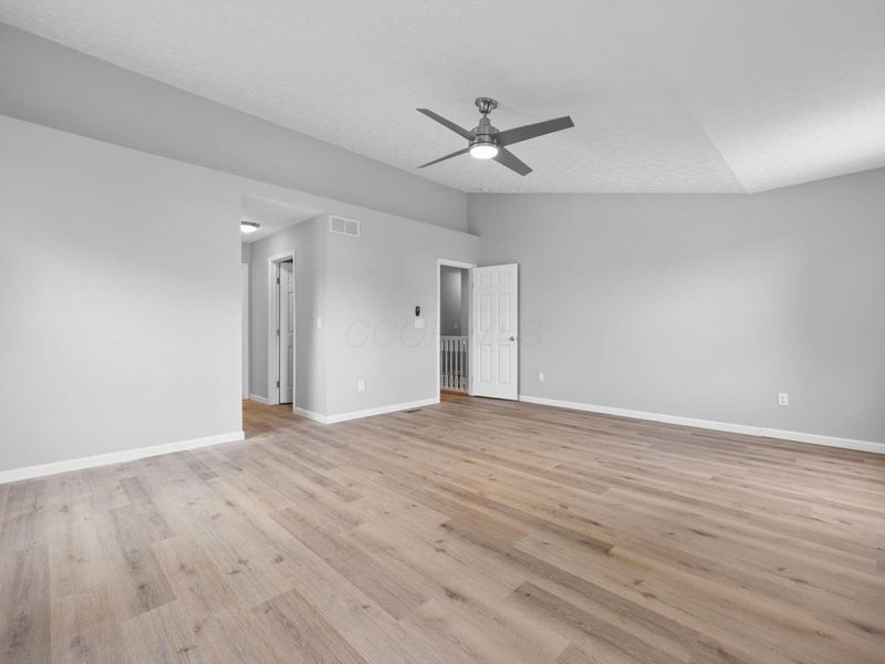 272 Isaac Tharp Street , Pataskala, OH 43062 Photo 15