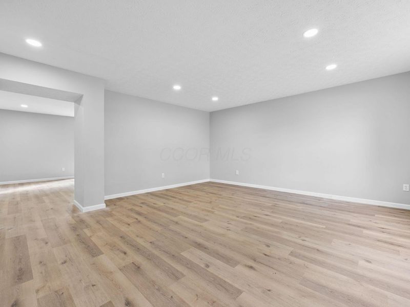 272 Isaac Tharp Street , Pataskala, OH 43062 Photo 5