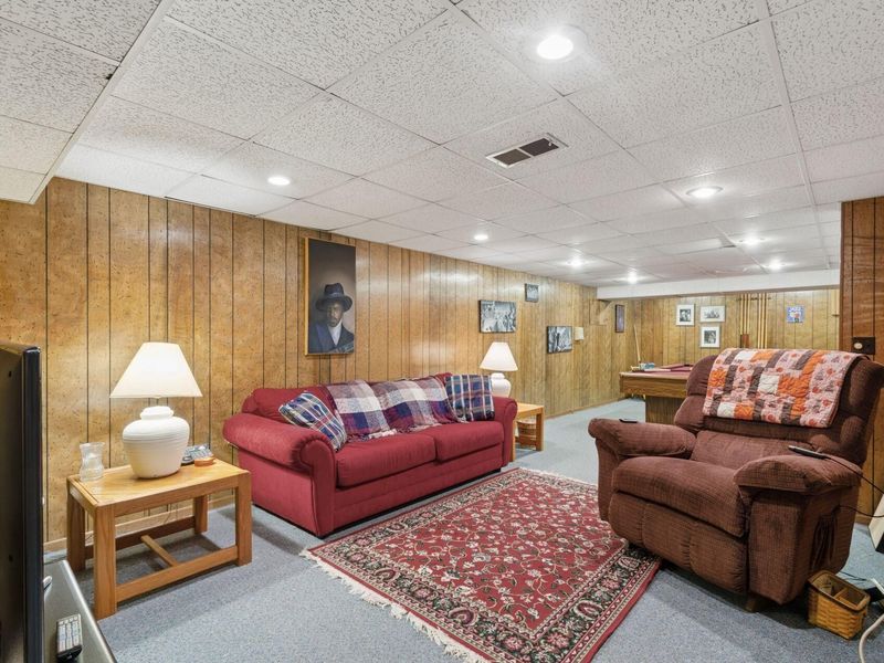 2666 Mitzi Drive , Columbus, OH 43209 Photo 35