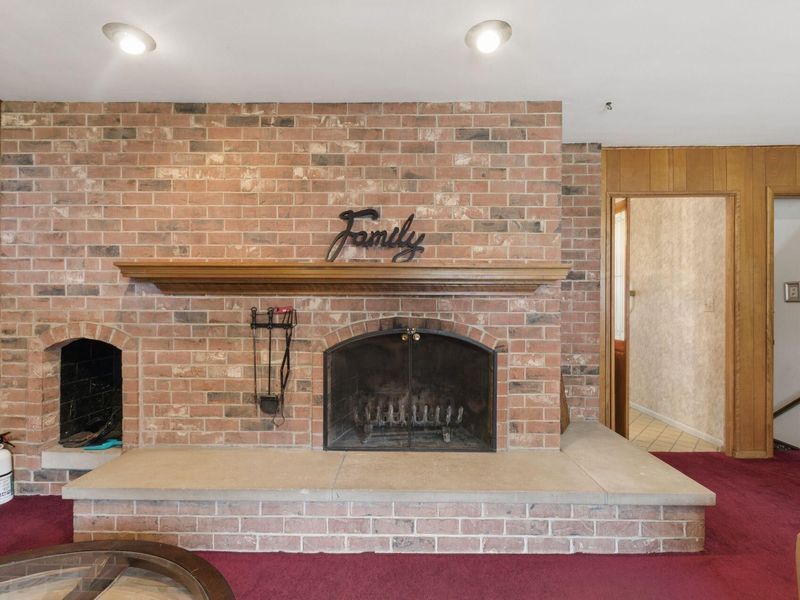 2666 Mitzi Drive , Columbus, OH 43209 Photo 8