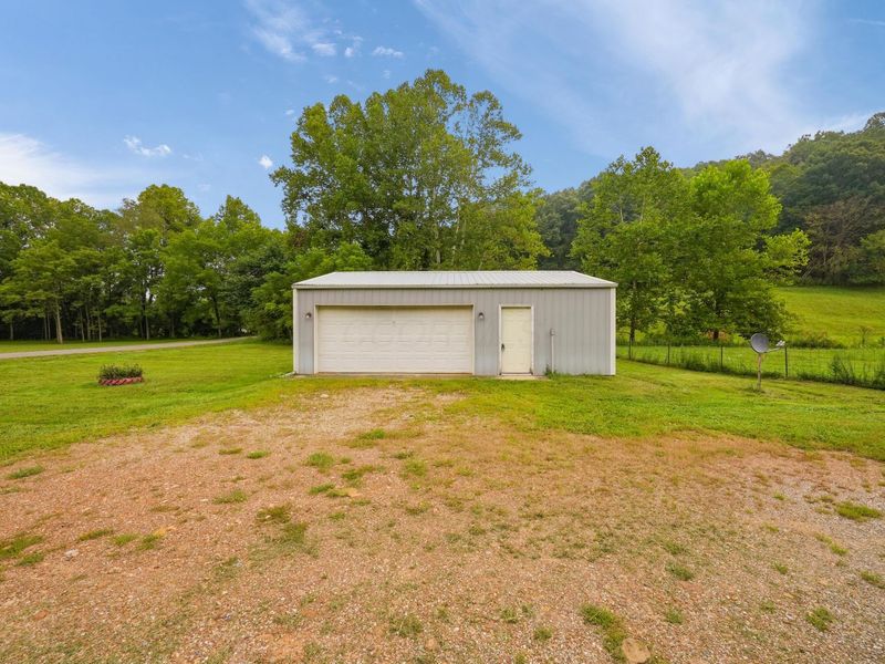 21606 E Sams Creek Road, Laurelville, OH 43135 Photo 24