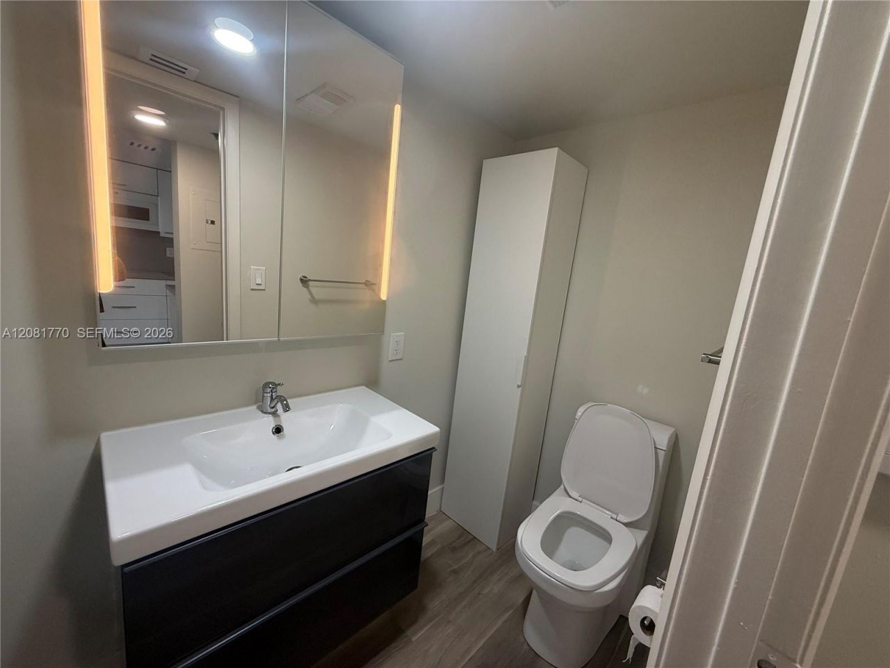 540 Brickell Key Dr, Unit 726, Miami, FL 33131 Photo
