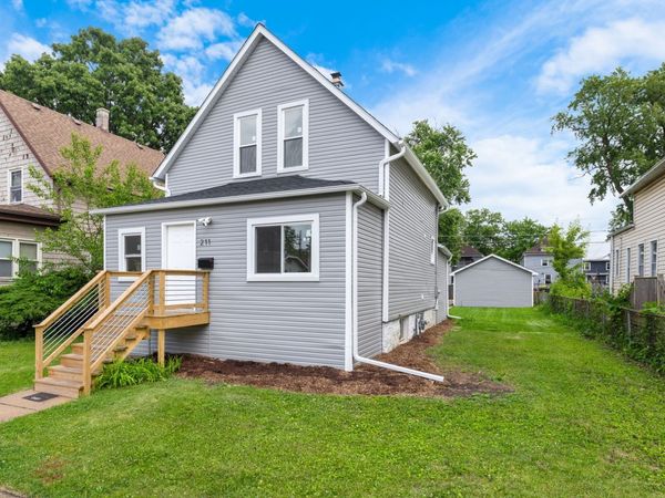 211 S 9th Avenue , Maywood, IL 60153