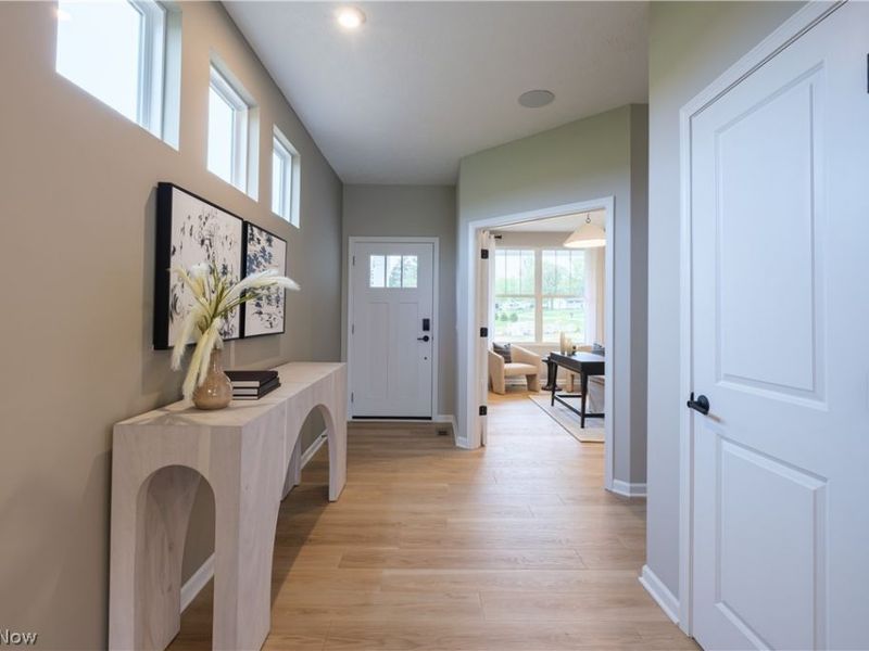 111 Country Meadow Lane , Wadsworth, OH 44281 Photo 8