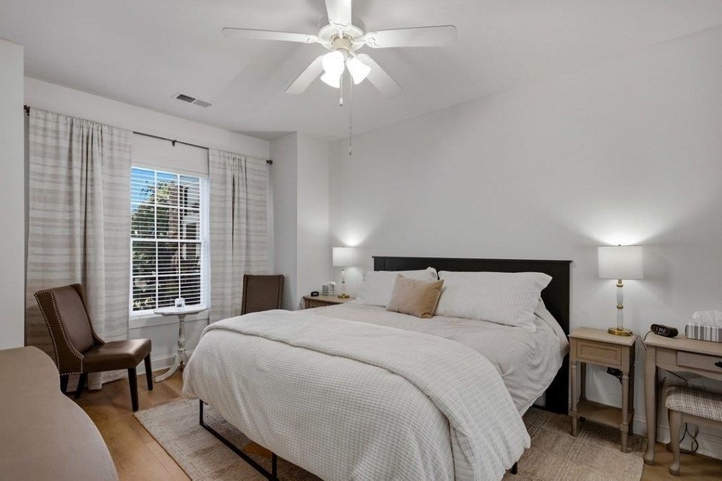 4875 Luster Leaf Circle Photo 13