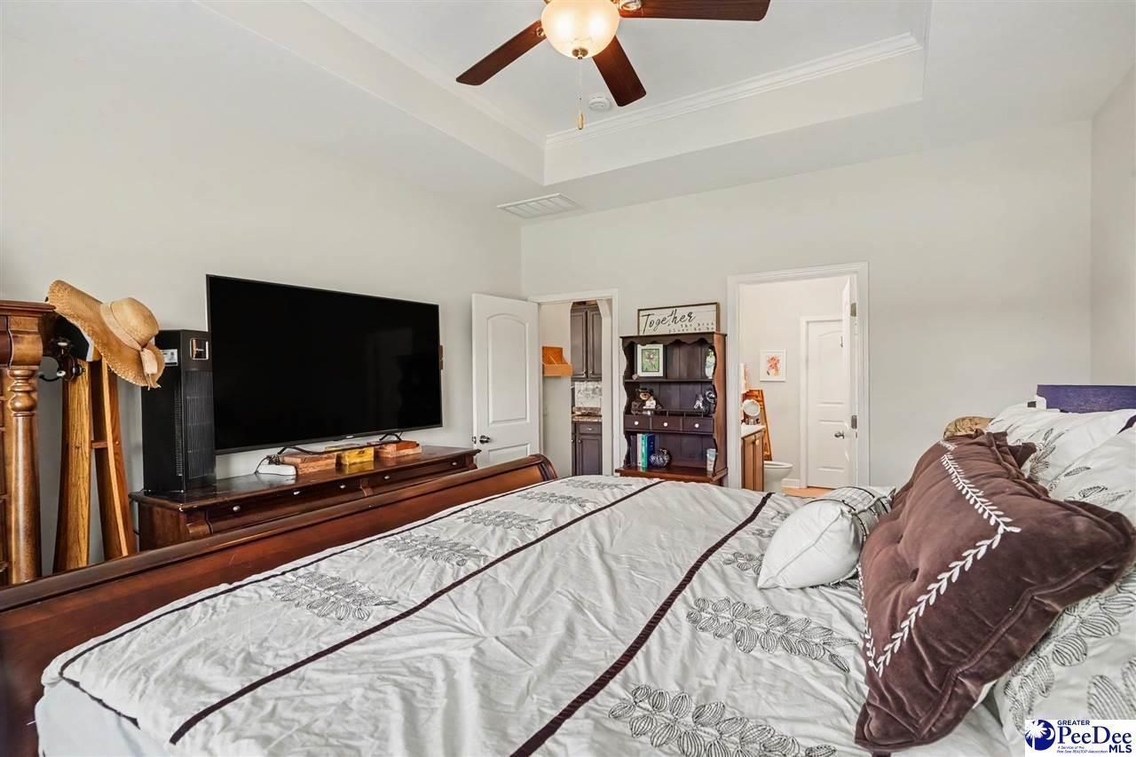 426 Carrick Loop Photo 13