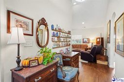 426 Carrick Loop photo 4