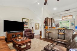 426 Carrick Loop photo 4