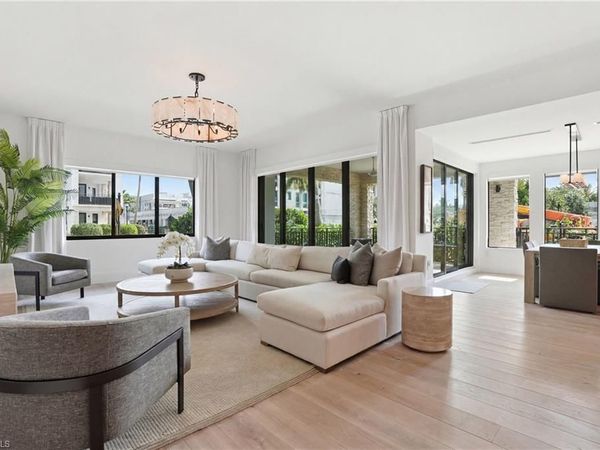1130 3rd AVE S, Unit 109, NAPLES, FL 34102