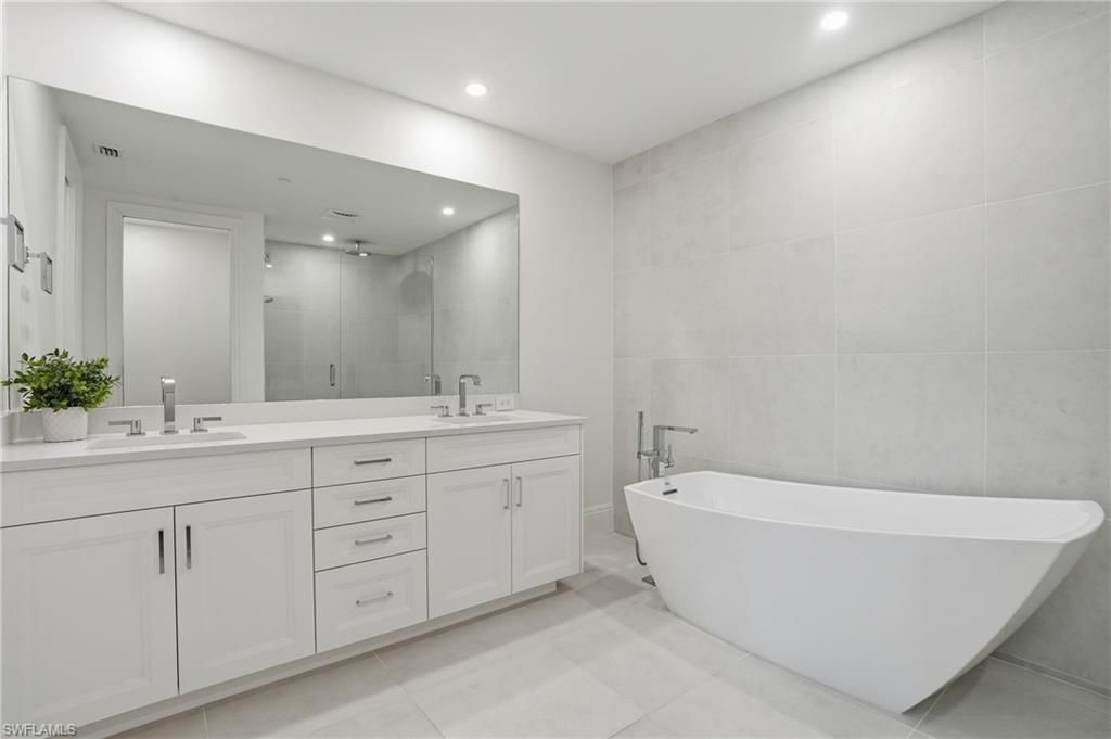 1130 3rd Ave S, Unit 109, Naples, FL 34102 Photo