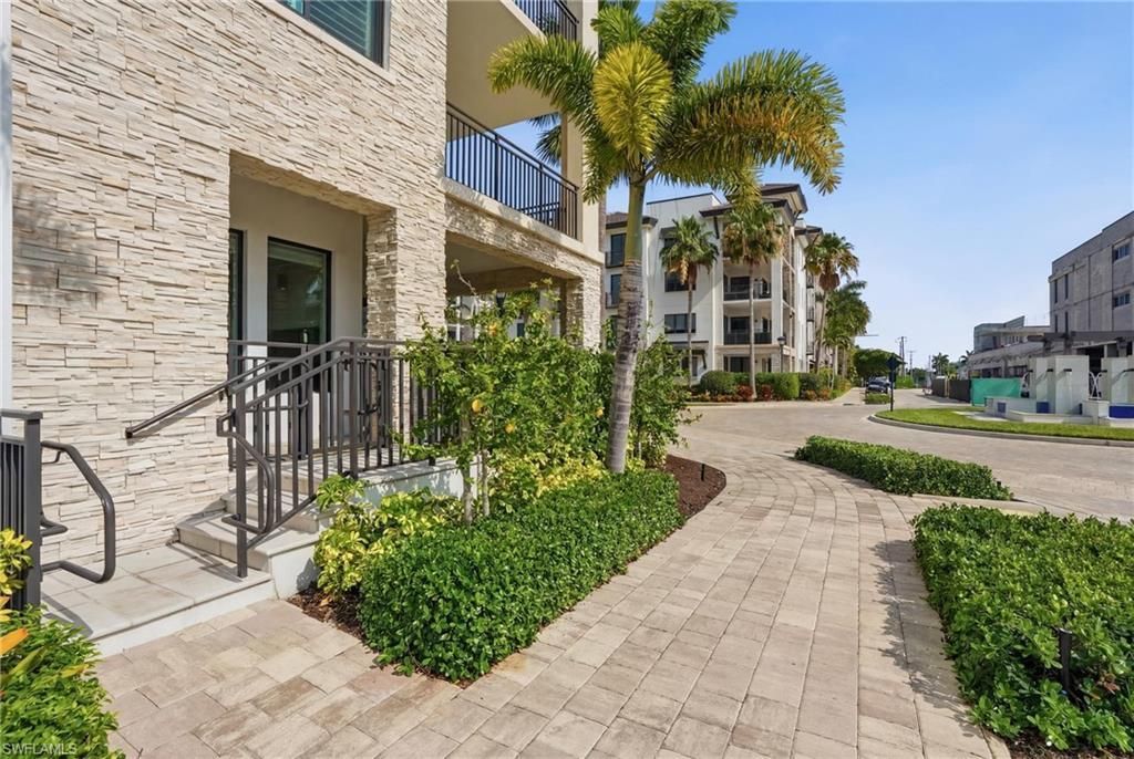 1130 3rd Ave S, Unit 109, Naples, FL 34102 Photo