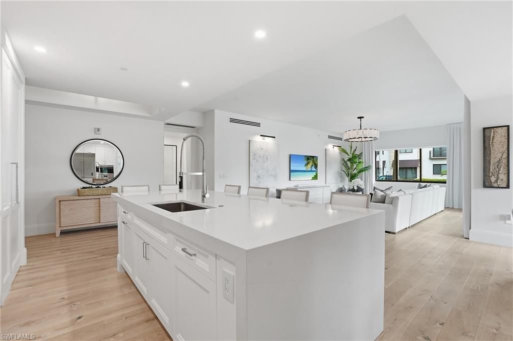 1130 3rd Ave S, Unit 109, Naples, FL 34102 Photo