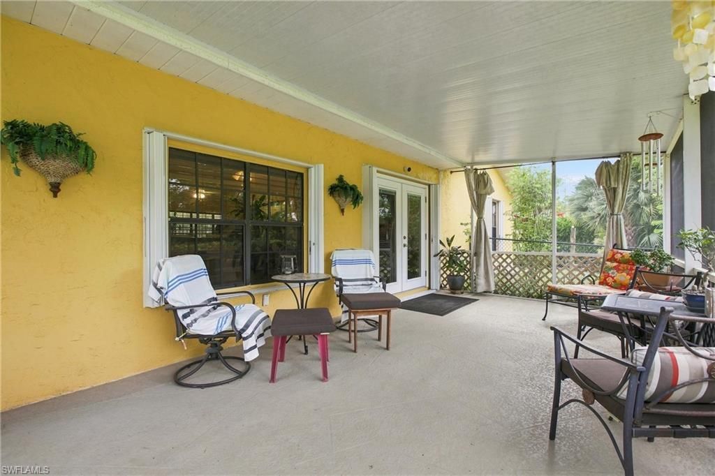 4561 1st Ave Sw, Naples, FL 34119 Photo