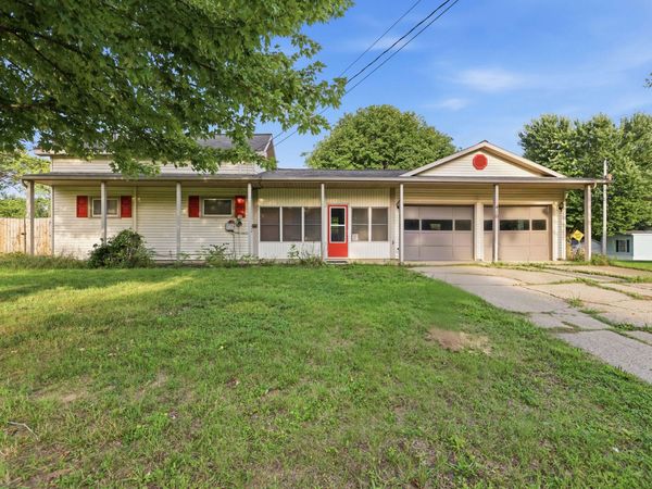 410 Blanchard Street, Muir, MI 48860