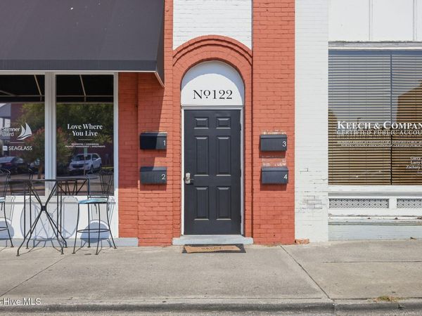122 S Market Street , Unit 3, Washington, NC 27889
