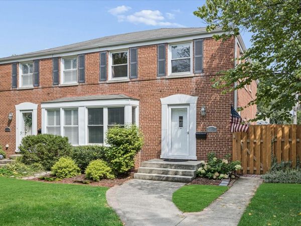 723 S La Grange Road , La Grange, IL 60525
