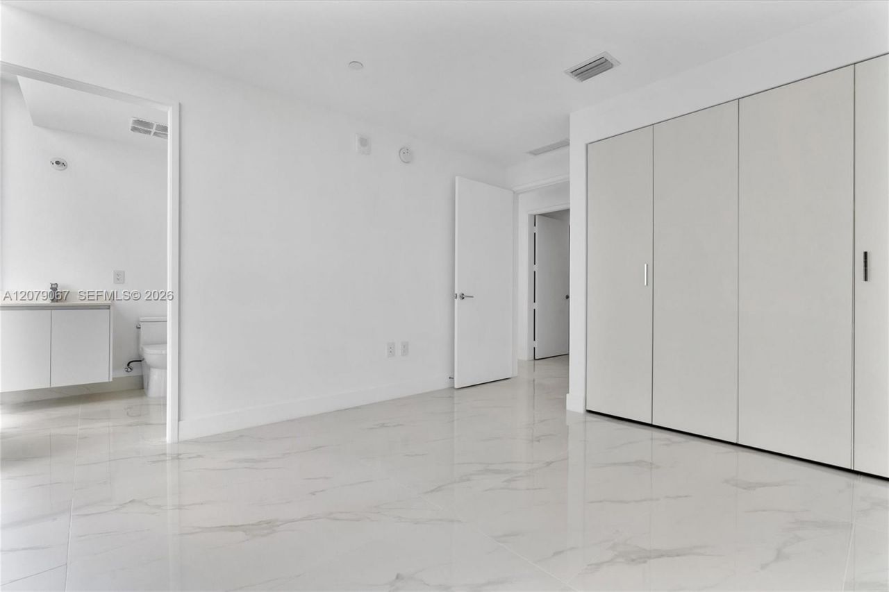 700 NE 24th St, Unit 5507, Miami, FL 33137 Photo