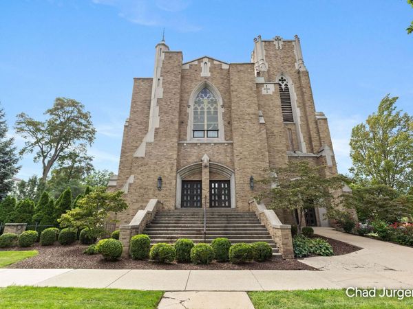 253 Prospect Avenue NE, Unit 103, Grand Rapids, MI 49503