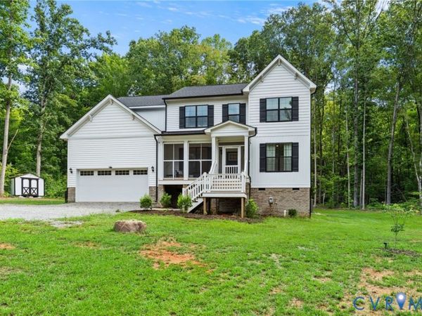5284 Long Lane , Louisa, VA 23093