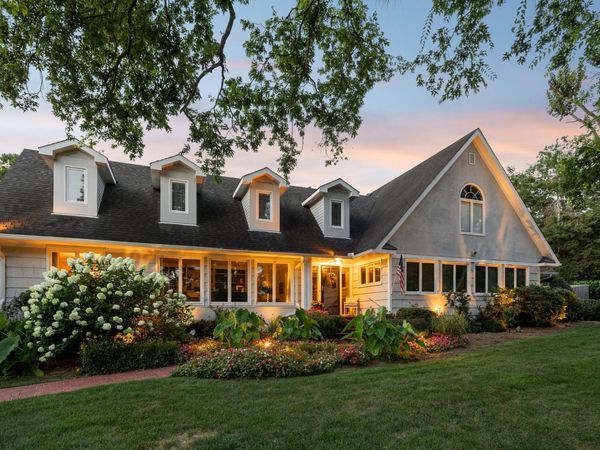 206 Hillwood Blvd NE, Nashville, TN 37205