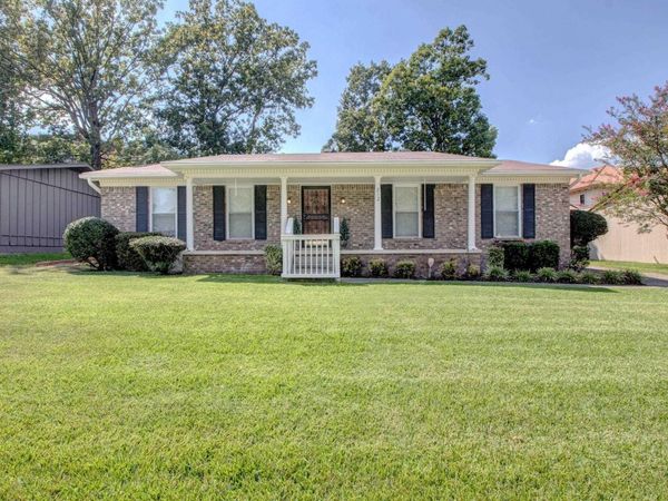 212 Alamo Drive , Little Rock, AR 72211