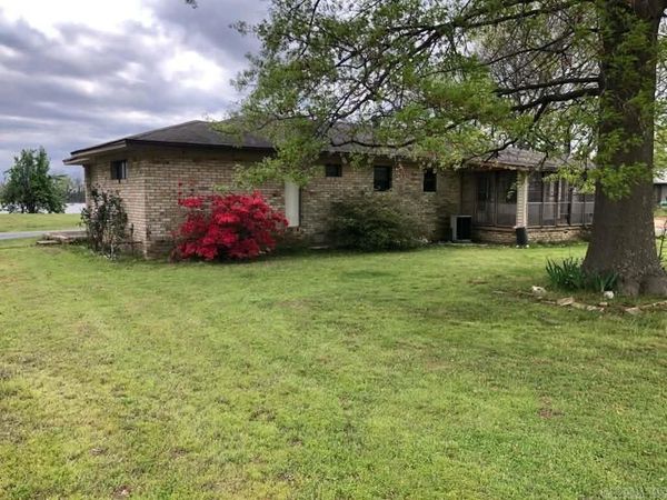 14422 Old River Drive , Scott, AR 72142