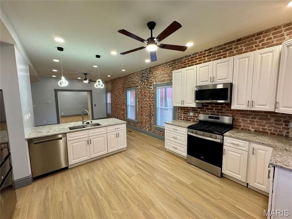 2137 California Avenue , St Louis, MO 63104