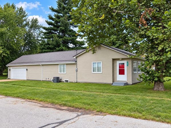 1401 S Wolf Lake Street, Wolf Lake, IN 46796