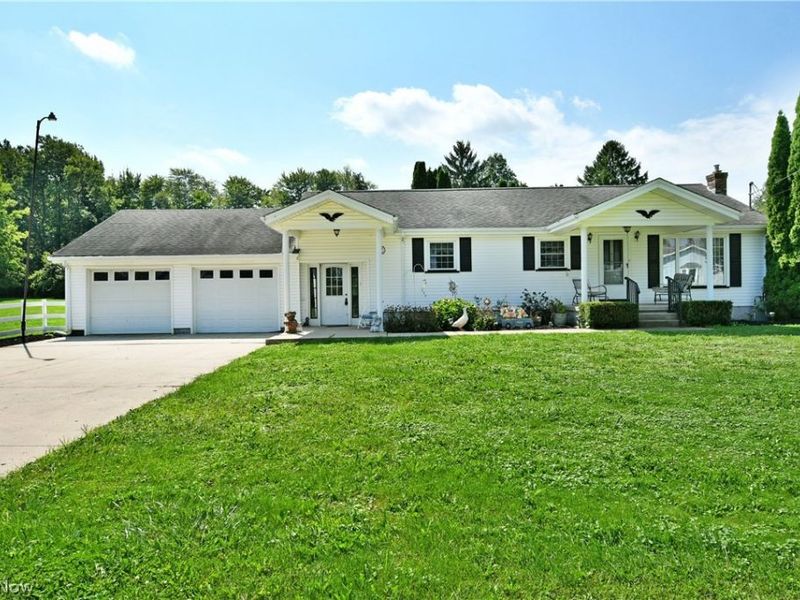 5160 Brunswick Drive, Vienna, OH 44473 Photo 1