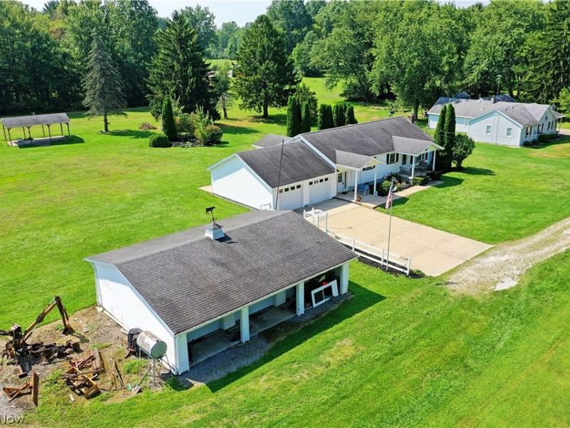 5160 Brunswick Drive, Vienna, OH 44473 Photo 10
