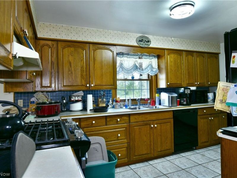 5160 Brunswick Drive, Vienna, OH 44473 Photo 15